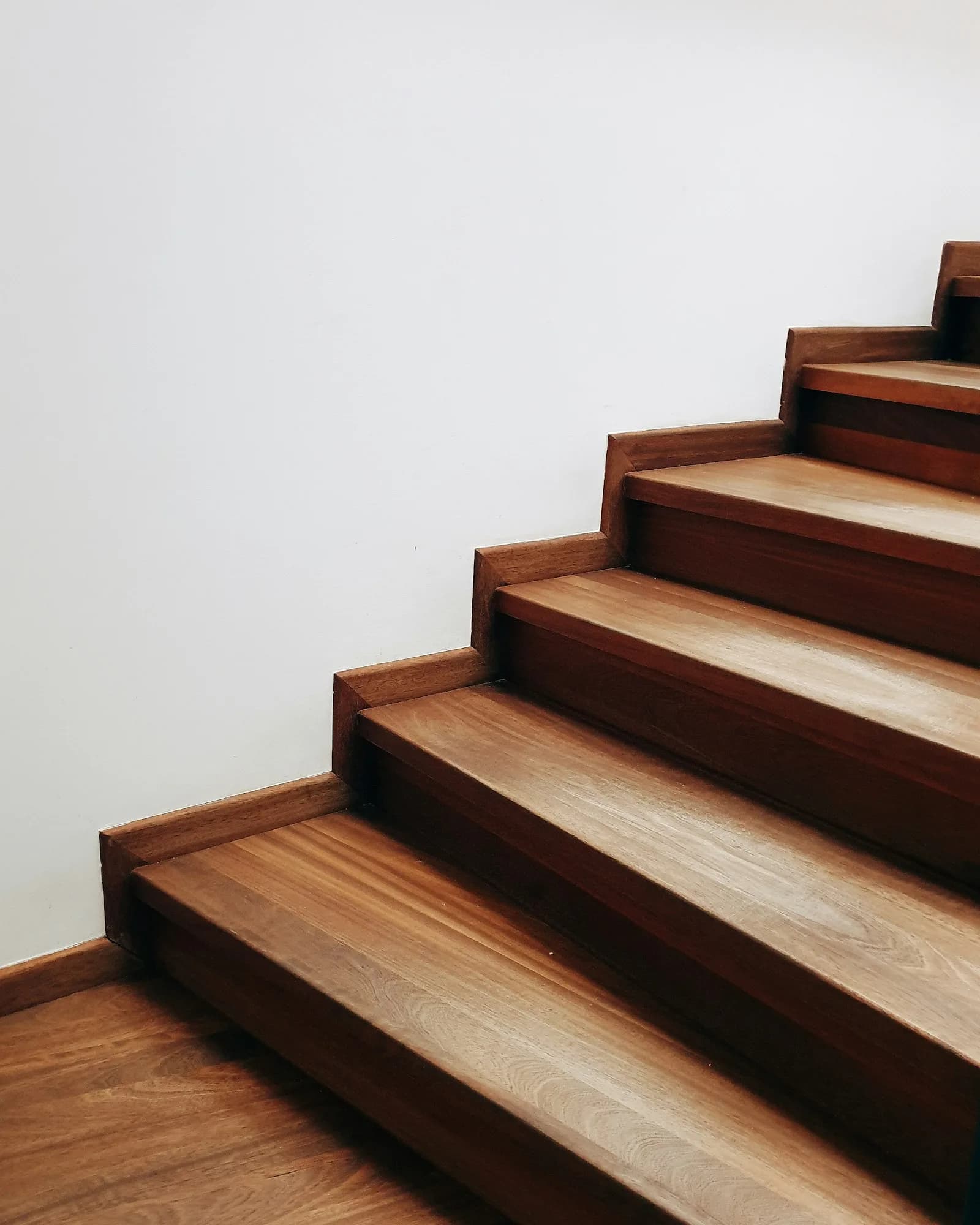 Blackburn's Interiors best flooring for stairs blog photo (best-flooring-for-stairs-hero)