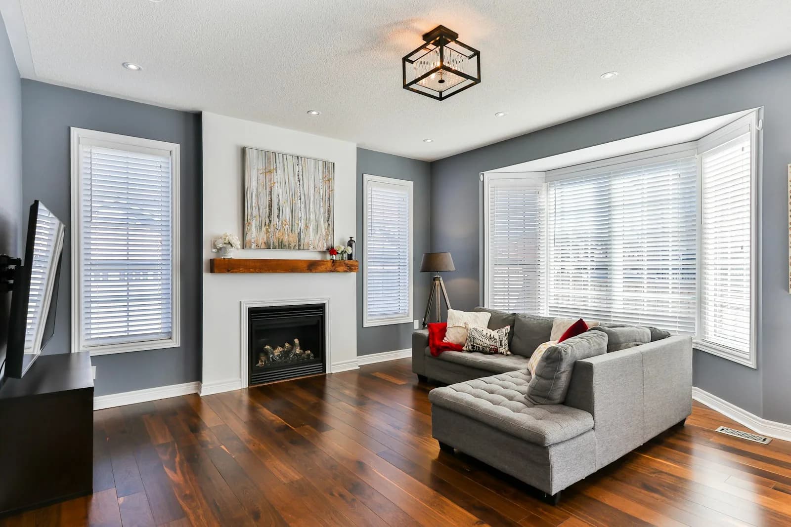 Blackburn's Interiors best flooring for your money blog photo (best-flooring-for-your-money-hero)