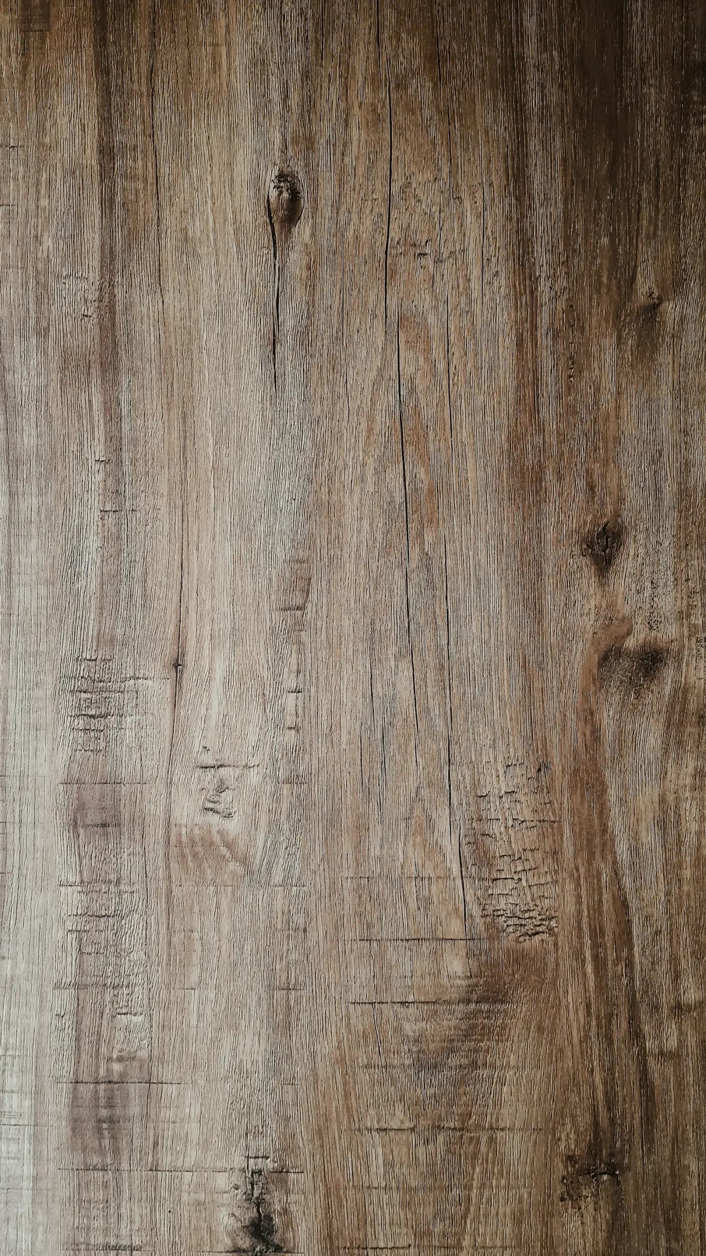 Blackburn's Interiors how long does luxury vinyl plank last blog photo (how-long-does-luxury-vinyl-plank-last-hero)
