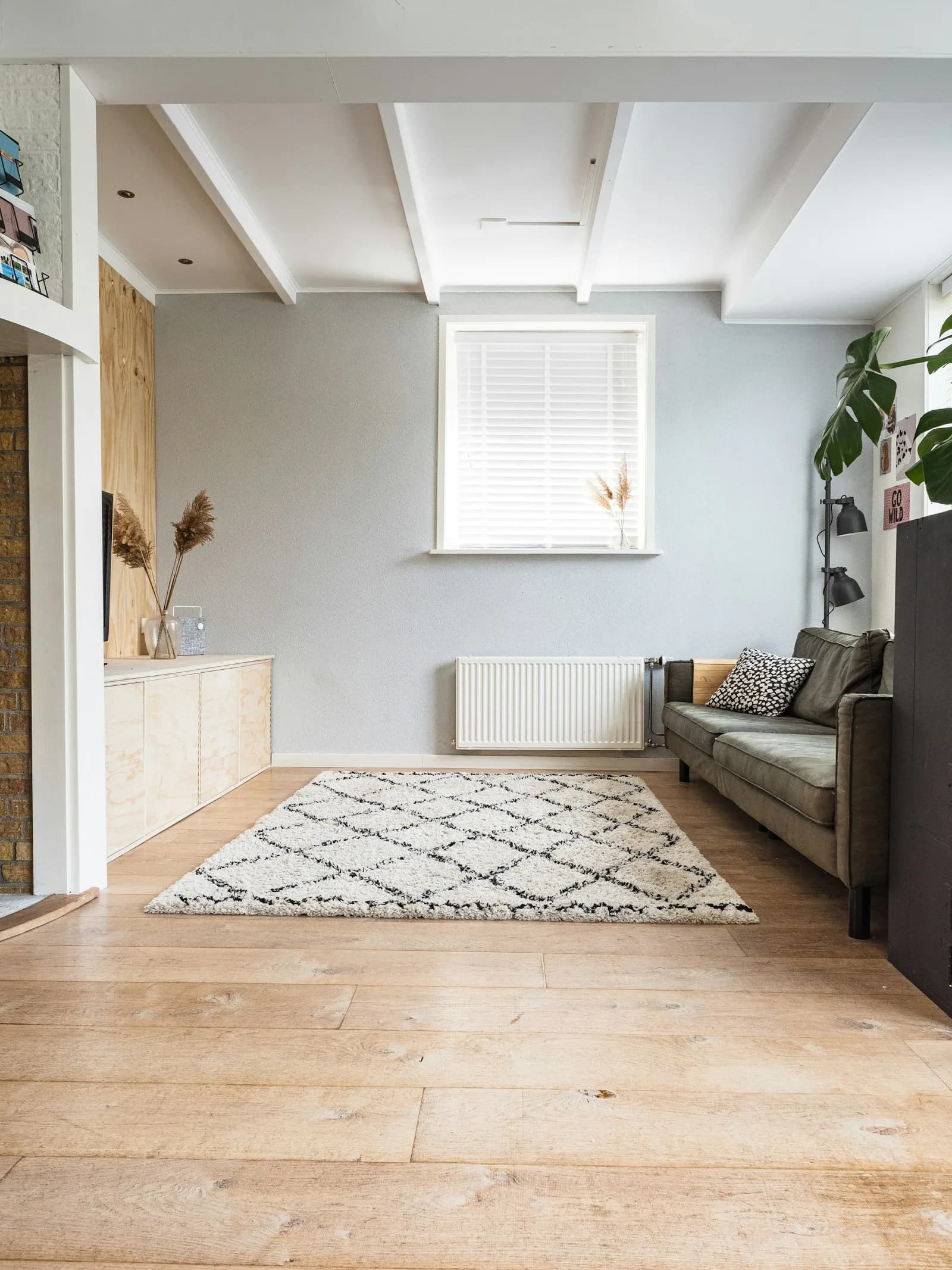 Blackburn's Interiors what color floor makes your house look bigger blog photo (what-color-floor-makes-your-house-look-bigger-hero)